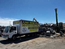 Best Retail Junk Removal  in Clarkston Heights Vineland, WA
